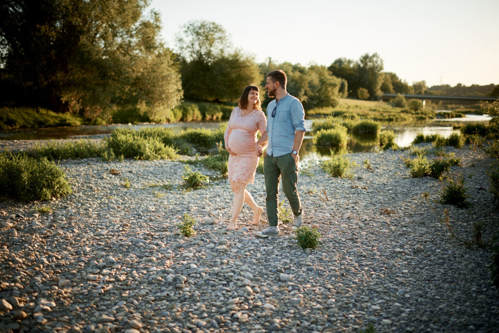 Babybauch Fotos am Fluss