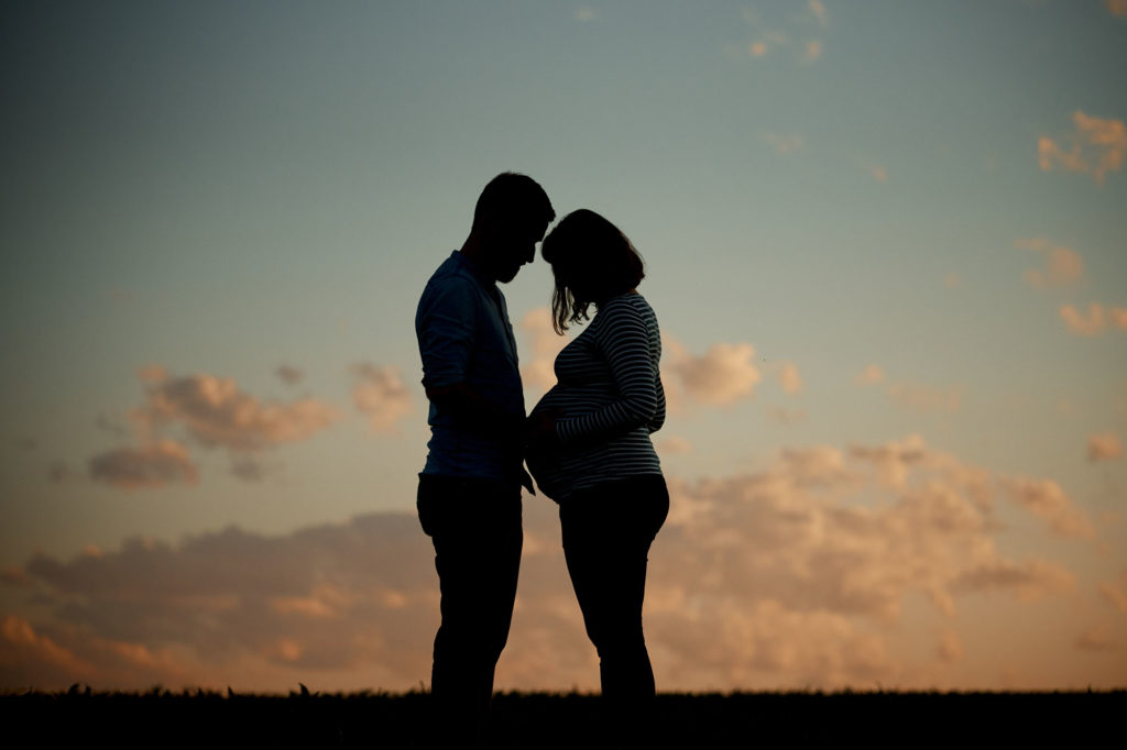 Martin Spoerl Photography Babybauchbilder am Fluss 0007