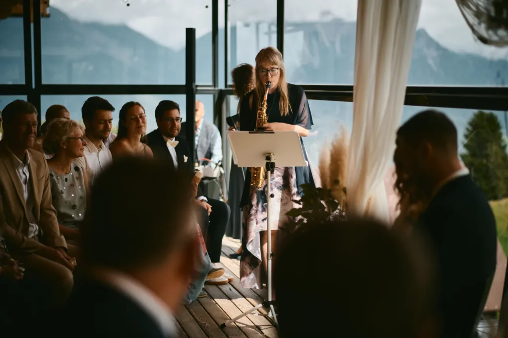 Trauung mit Panoramablick auf die österreichischen Alpen